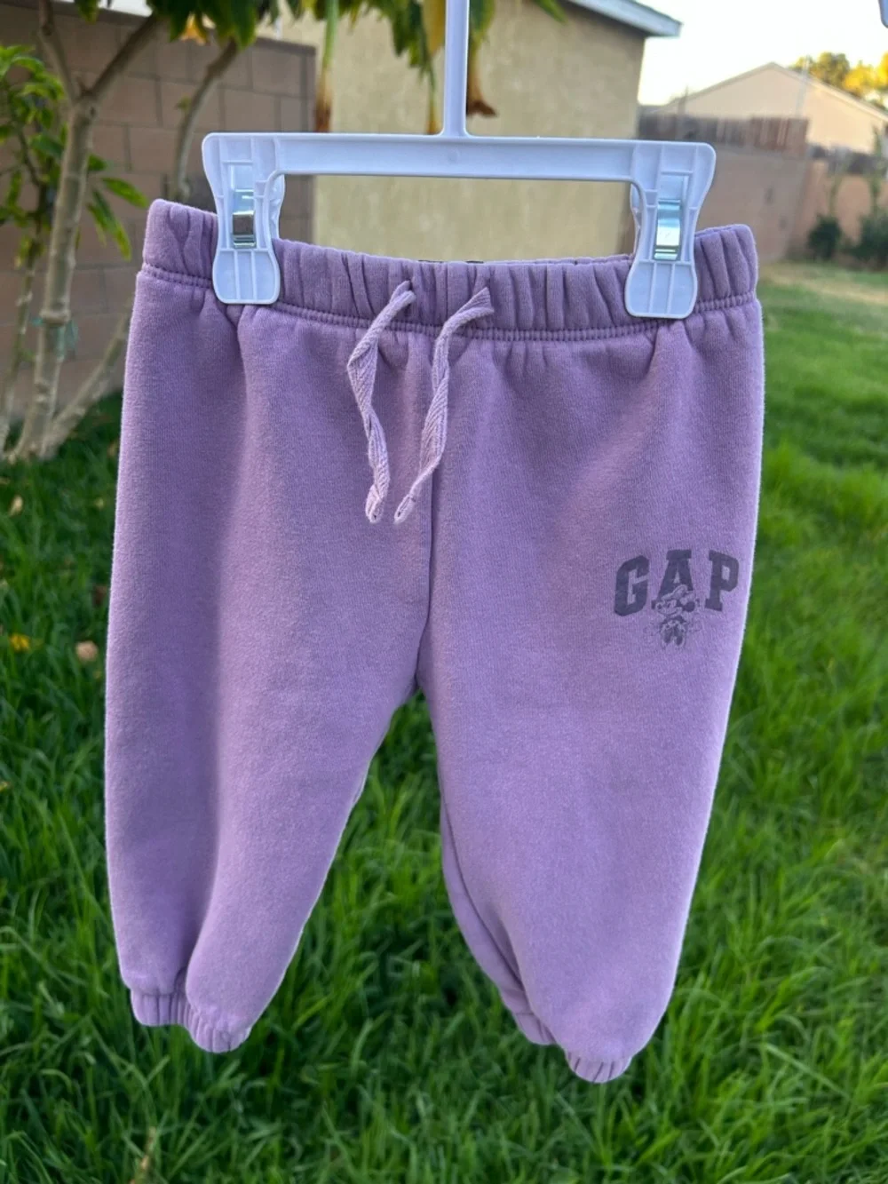 GAP Kids Purple Hooded Sweatshirt with Minnie Mouse Graphic matching set